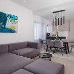 Awesome In With House Sea View Malinska